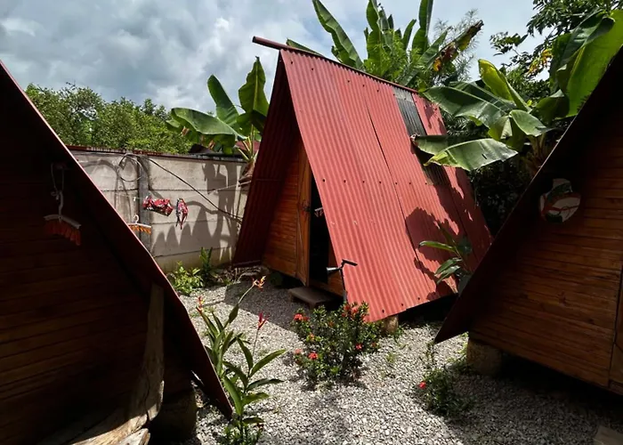 Ballena Oasis Homes & Glamping