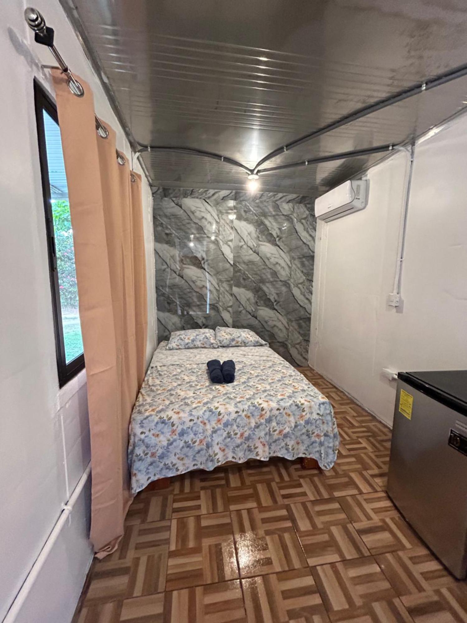 Ballena Oasis Homes & Glamping Apartment *